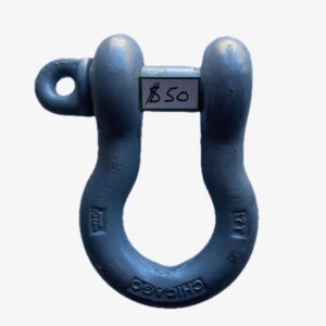 Used seventeen ton, one and one half inch shackle