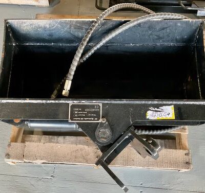 3 Ton Mini Excavator Hydraulic Tilt Bucket 32"