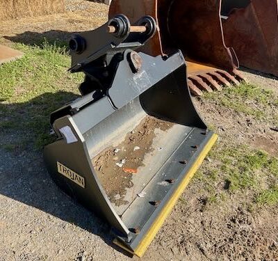 Trojan 60" Hydraulic Tilt Smooth Bucket for CAT 311/312/314