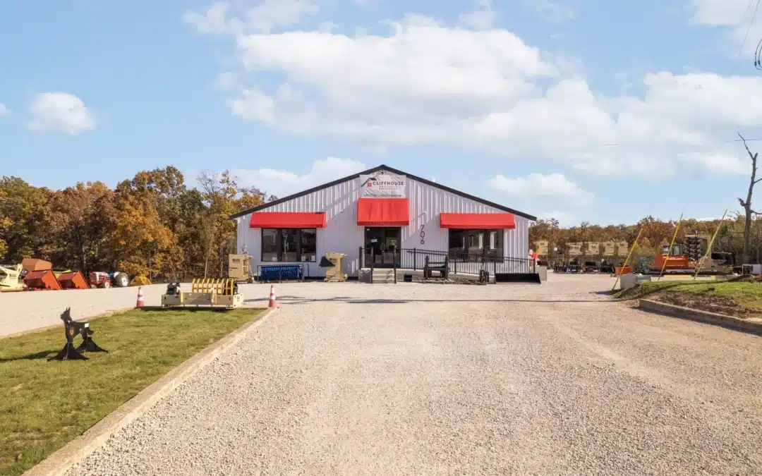 Front exterior of the commercial property at 706 N Main St in Gravois Mills, Missouri