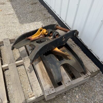 Used mini excavator thumb clearance item sold as shown local pickup only
